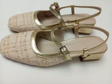 کفش‌هاي پاشنه‌بلند زنانه مري جين مدل مربعي بژ  Trendyolmilla Shoes